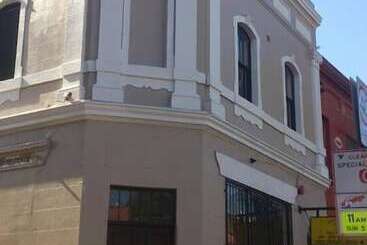 Sinclairs City Hostel