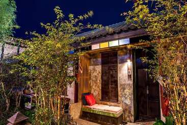 膳宿费 Artist S Place Trat