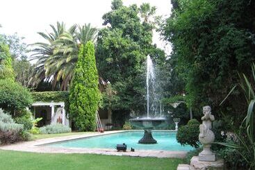 Pensione Villa Victoria Executive Guest House