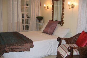 بنسيون Villa Victoria Executive Guest House