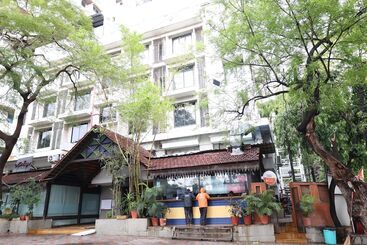 Hotel Heritage 2001 Nagpur