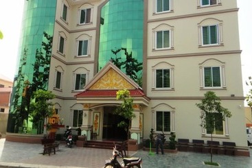 هتل Borey Vatanac Guesthouse