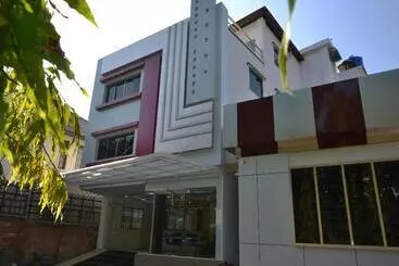 Hotel Serene Valley