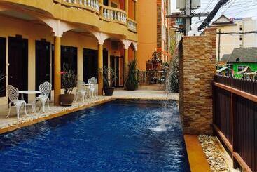 Pension (Hôtel basse catégorie) Baan Sudarat