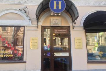 住宿加早餐  Randhouse