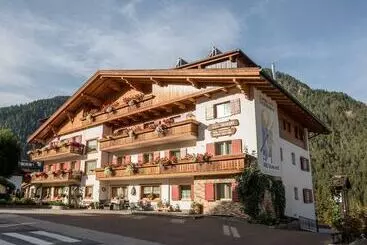Garni Hotel Residence Diamant