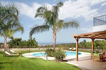 آپارتمانهای توریستها Pandora Villas