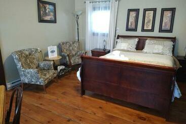 Au Coeur De Magog B&b