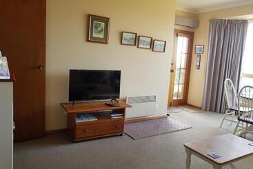 تختخواب و صبحانه Cornwall Cottage