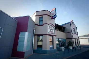 Motel Cross Keys