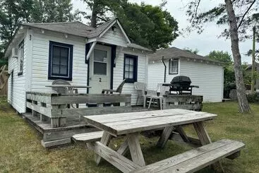 コテージ Alton Lodges