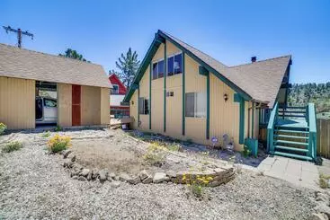 Mökkimajoitus Frazier Park Cabin W/ Ping Pong Table, Near Trails