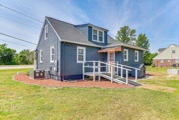 Hus på landet Modern Cape Charles Home: 1 Mi To Kiptopeke Beach!