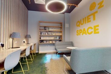 膳宿费 Student Only, Ensuite In A Stylish Apartment