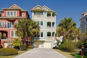 کلبه Coastal Marsh By Avantstay Infinity Pool, Hot Tub, View, Pool Table, Ping Pong