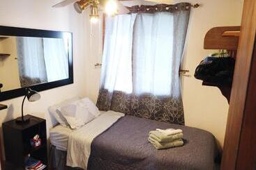 Bed & Breakfast Hawaiian Ohana Home