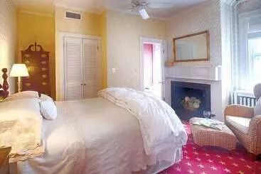 تختخواب و صبحانه Sherburne Inn