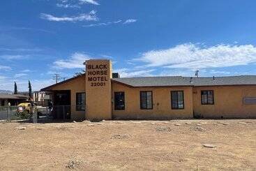 Black Horse Motel