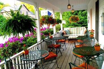 Bourne Bed And Breakfast