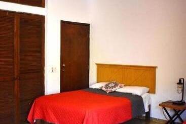 Hotelli Casa Alvarada