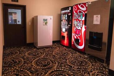 בית מלון כפרי Van Hook Territorial Inn