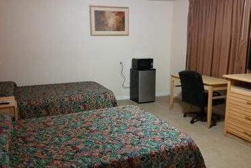 مُتل Travelers Inn Clearwater