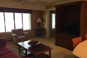 North Star Lodge & Resort