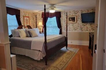 تختخواب و صبحانه Victoria Inn