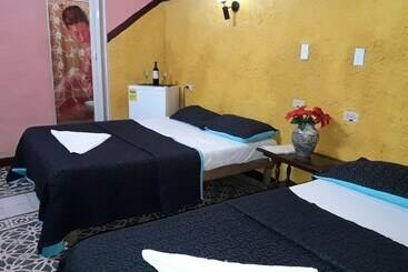 پانسیون Hostal Chinitos