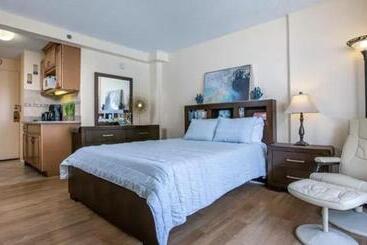 아파트호텔 Gem Of Waikiki At Inn On The Park