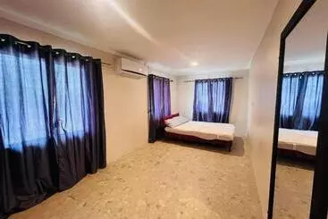 Aparthotel Affordable Luxury & Comfort In Bayview