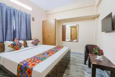 Fabhotel Prestige Castle