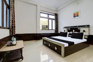 호텔 Oyo Shri Ram Janki Vatika