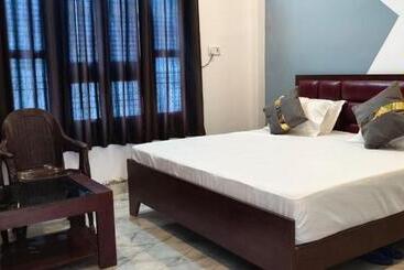 בית מלון כפרי Pranav Inn