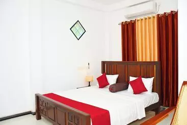 Hotel Sasanda Villa And Yala Safari Place