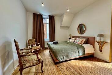 住宿加早餐  Art House Rooms