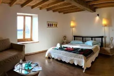 ベッドアンドブレックファースト Plaine Et Colline Chambres Et Table D Hôtes Isère