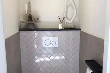 ベッドアンドブレックファースト The Little White House