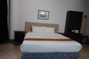 Insignia Hotels & Resorts