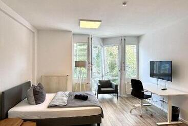 Pensão Check In By Beone