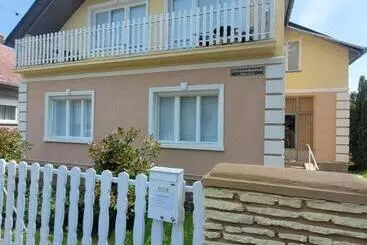 Pension Azta Central Apartments