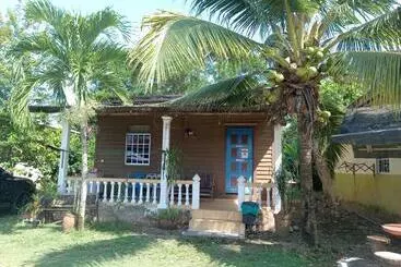 ペンション Oyo Home 90990 Sri Tempurung Homestay