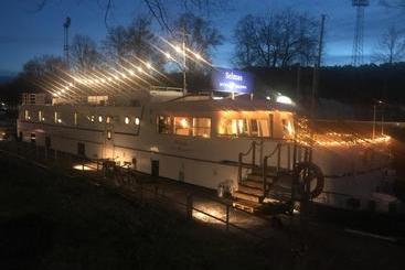 هاستل Selmas Hytt Och Salong