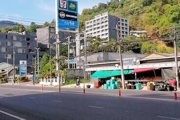 Karon Studio Apartment