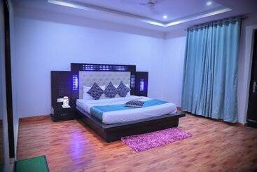 בית מלון כפרי Shanti Seva Dham