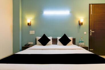 酒店 Lucky Stays Sec 51