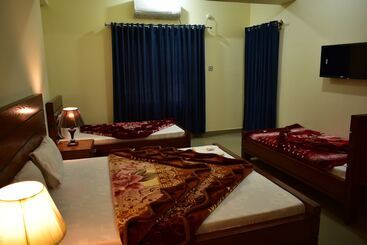 هتل Seven Eleven Guest House