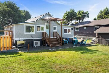 Landhus 1/2 Mi To Ocean: Copalis Beach Hideaway!