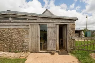 Cabane Cozy Studio At Crackstone Barns In Minchinhampton