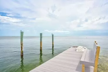 Aqua Lodges At 47th Street